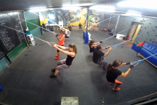 Nueva actividad física en el CIF: la gimnasia asimétrica postural