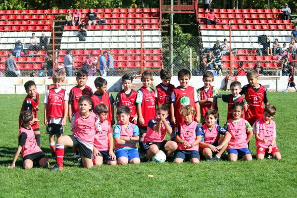 Multitudinario encuentro en el Club Independiente de Neuquén