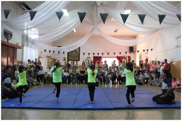 Mirá las fotos de la muestra de Gimnasia Artística en el Centro Israelita de Cipolletti